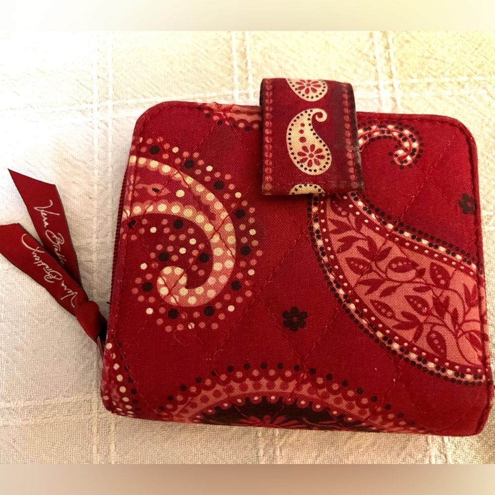Vera Bradley Mesa Red Wallet